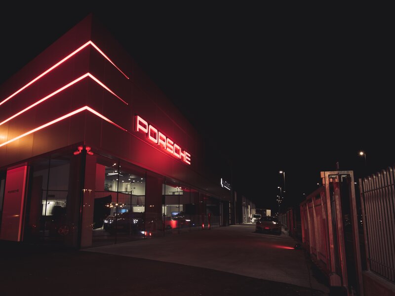 Nuovo Centro Porsche Approved & Service Cesena