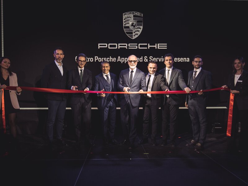 Nuovo Centro Porsche Approved & Service Cesena