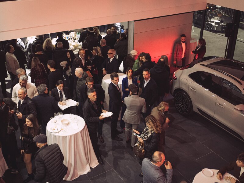 Nuovo Centro Porsche Approved & Service Cesena